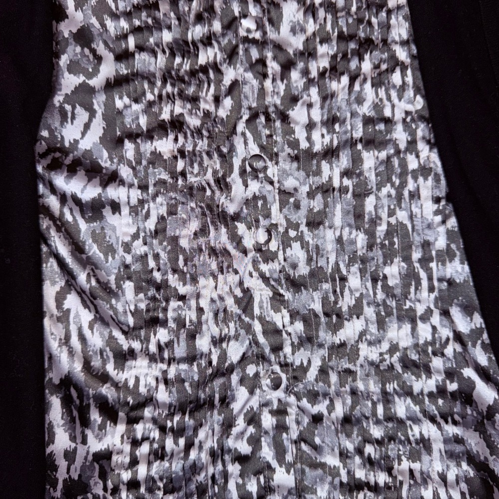 Dressbarn Womens Small Black 2-in-1 Cardigan Animal Print Blouse Layered Sweater - Picture 4 of 8